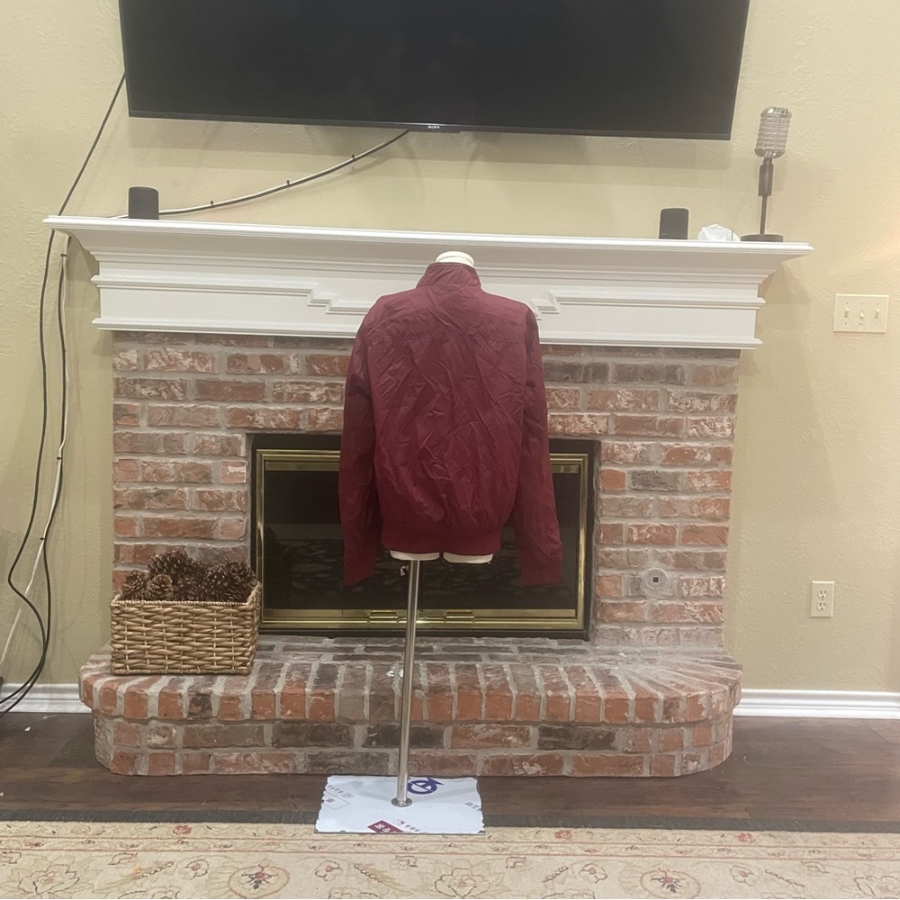 Prince + Fox maroon red athletic windbreaker jacket / S / Excellent condition - Picture 9 of 11